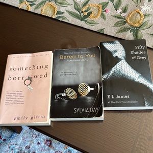 Lonely housewives! Fifty Shades of Grey/Something Borrowed/Bared to You